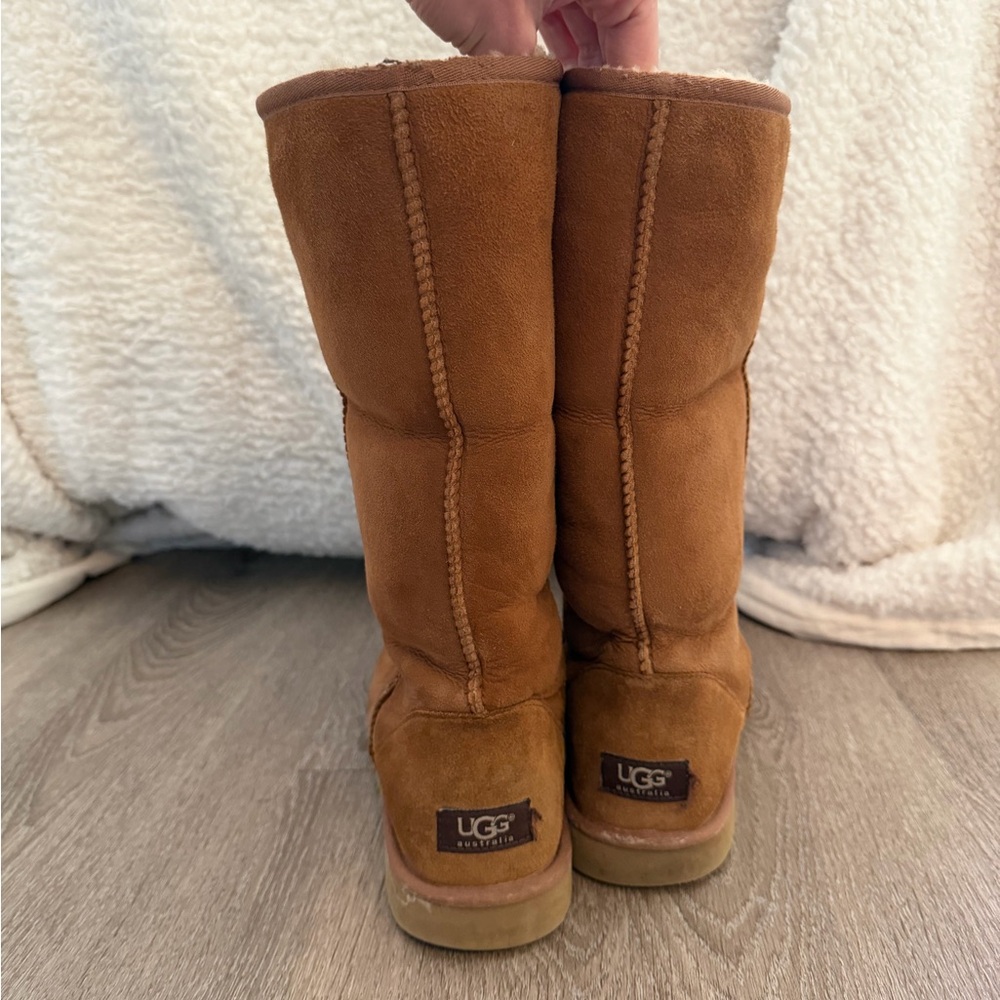 UGG Classic Tall Chestnut Sheepskin Suede Shearling Lined Boots Women’s Size 10 - Picture 3 of 9